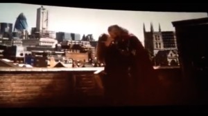 Thor Dark World final kiss